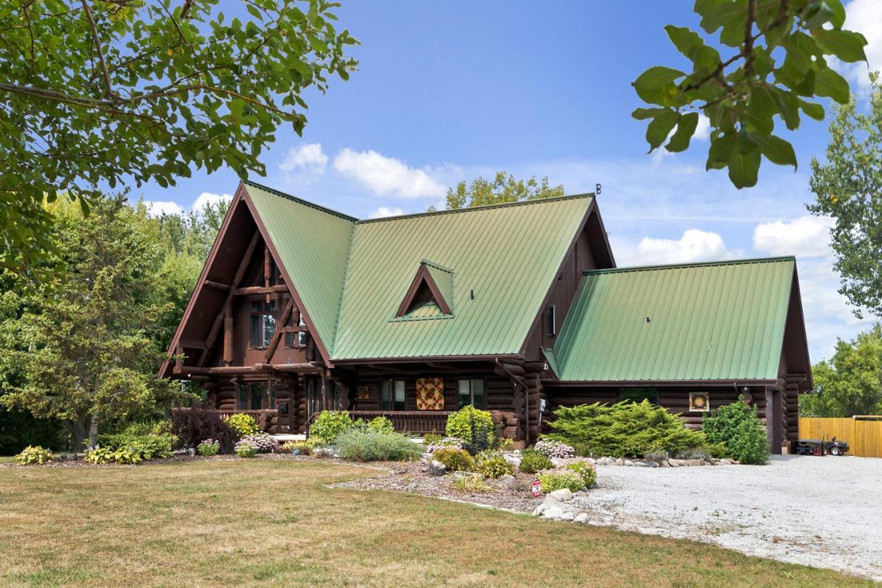 The Lodge At Lakeshore Belle River Luaran gambar